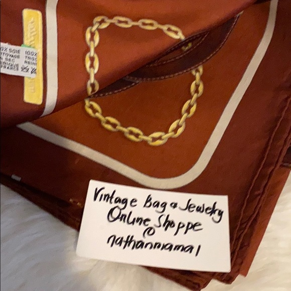 Cartier scarf - Picture 4 of 7